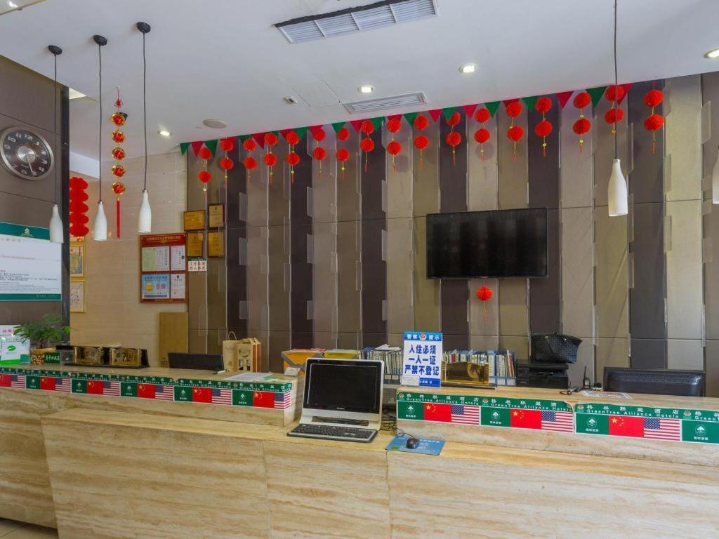 GreenTree Alliance Shenzhen Shekou Sea World Hotel Exterior foto